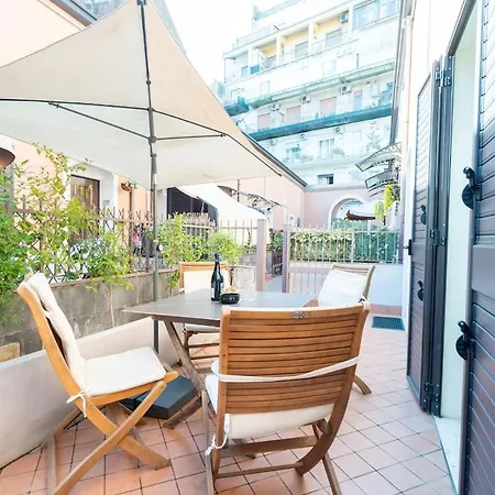 Terrazza Privata, 2 Camere, Centro Storico * Katánie